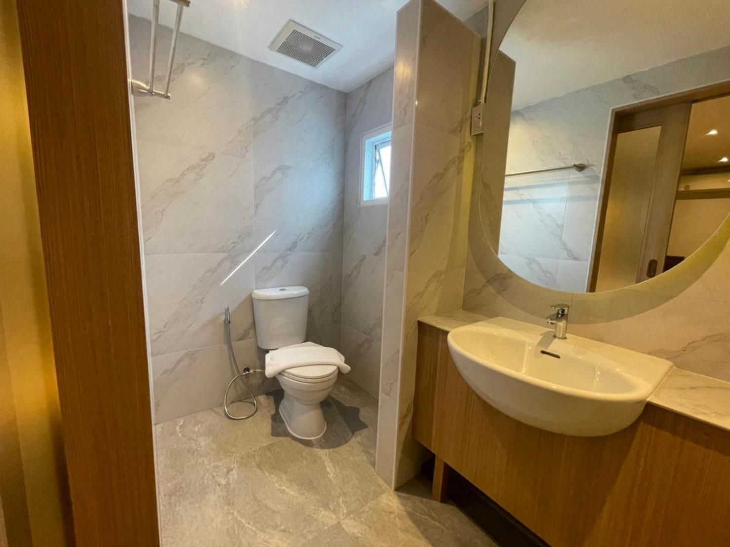 The Corner มุมม่วน คาเฟ่ แอนด์ โฮสเทล Mummuan Hostel Chiang Mai Ngoại thất bức ảnh