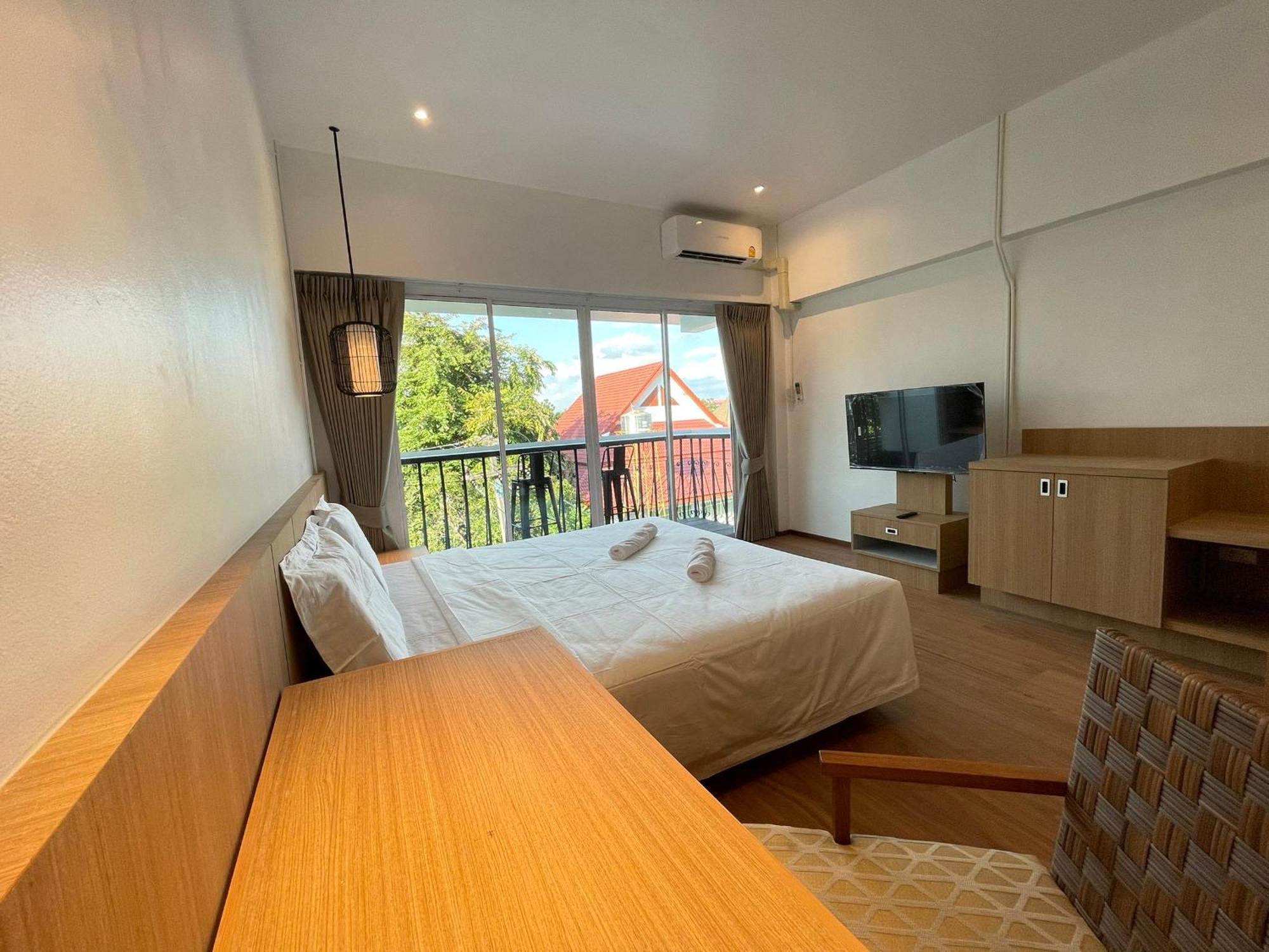 The Corner มุมม่วน คาเฟ่ แอนด์ โฮสเทล Mummuan Hostel Chiang Mai Ngoại thất bức ảnh