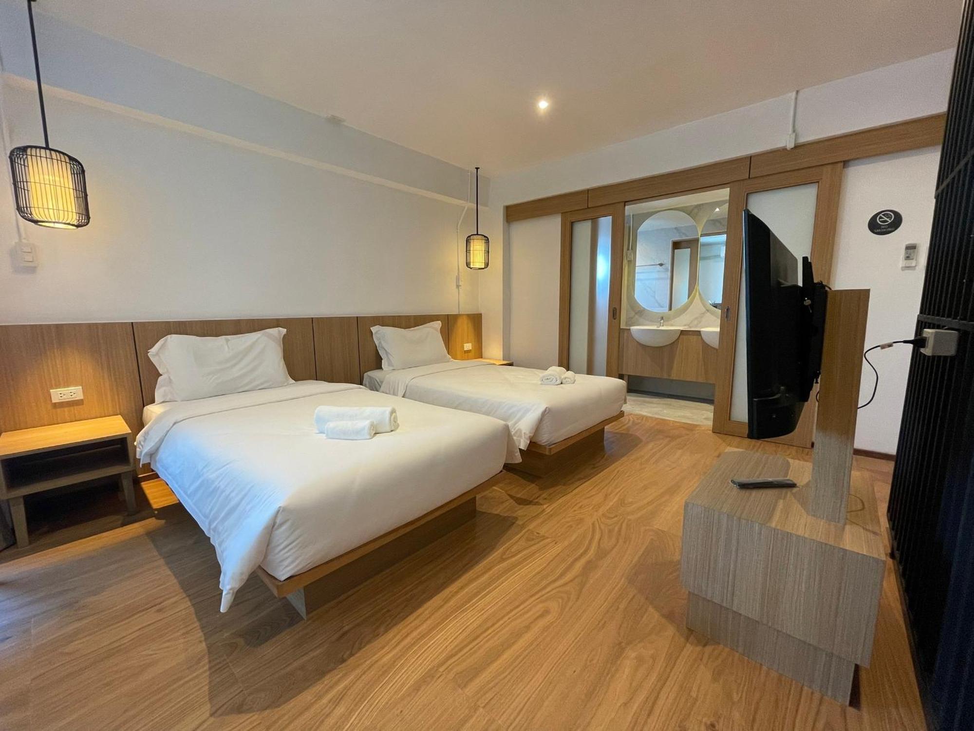 The Corner มุมม่วน คาเฟ่ แอนด์ โฮสเทล Mummuan Hostel Chiang Mai Ngoại thất bức ảnh