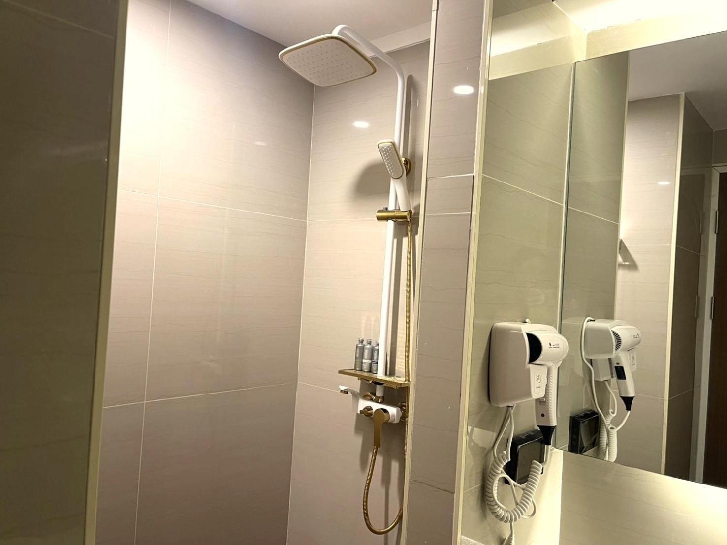 The Corner มุมม่วน คาเฟ่ แอนด์ โฮสเทล Mummuan Hostel Chiang Mai Ngoại thất bức ảnh